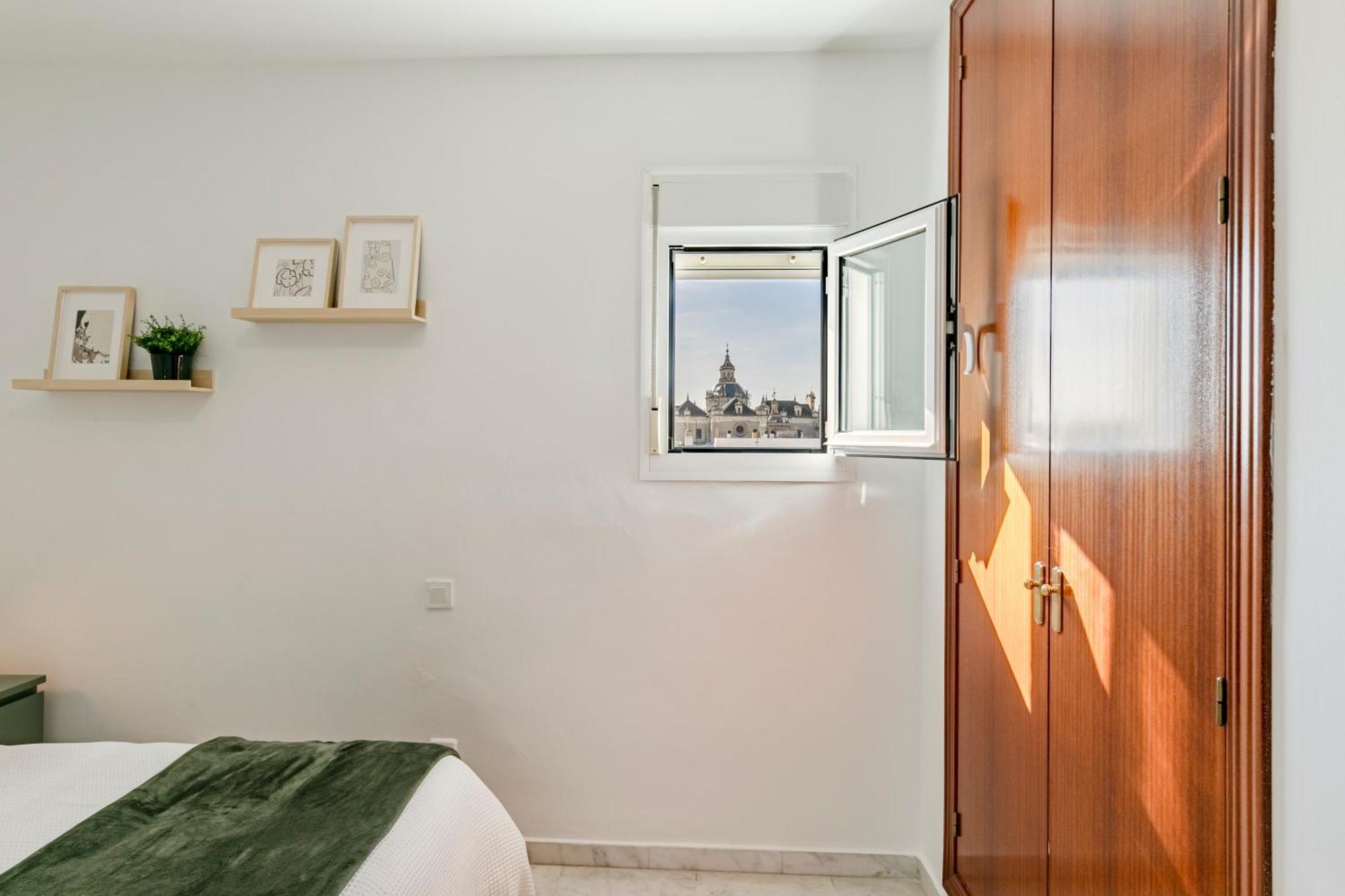 Avanti Las Setas, En El Corazon De Sevilla Y Con Vistas A La Giralda Exterior foto